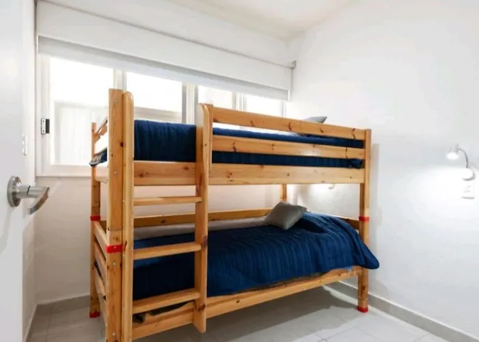 Pennsylvania Wtc High End 1parking/2br/2ba *