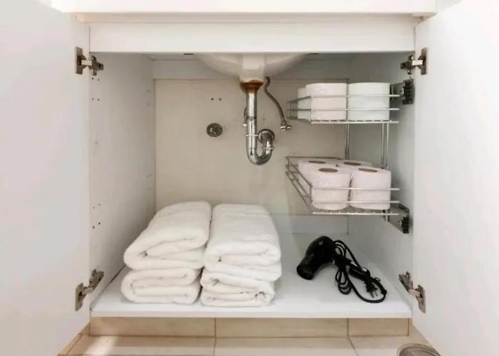 Pennsylvania Wtc High End 1parking/2br/2ba *