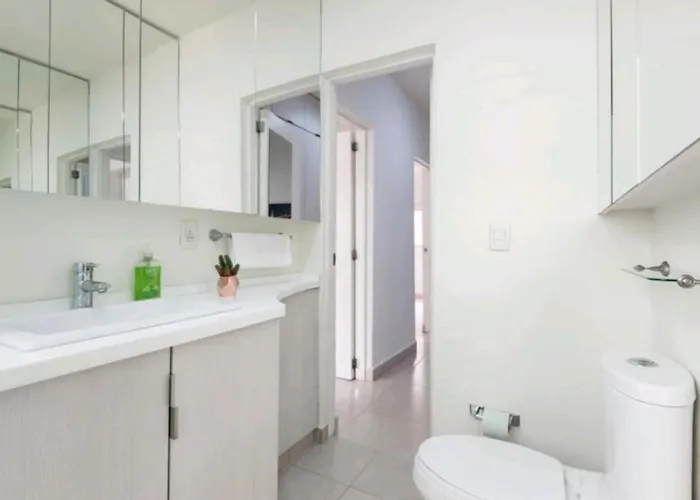 Apartment Pennsylvania Wtc High End 1parking/2br/2ba *