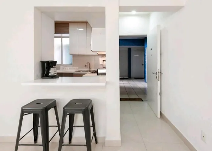 Pennsylvania Wtc High End 1parking/2br/2ba *